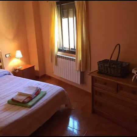 Casa En El Corazon De Gredos, Amplia Y Agradable. * Navacepeda de Tormes