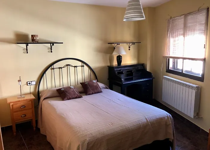 Casa En El Corazón De Gredos, Amplia Y Agradable. Casa de Férias