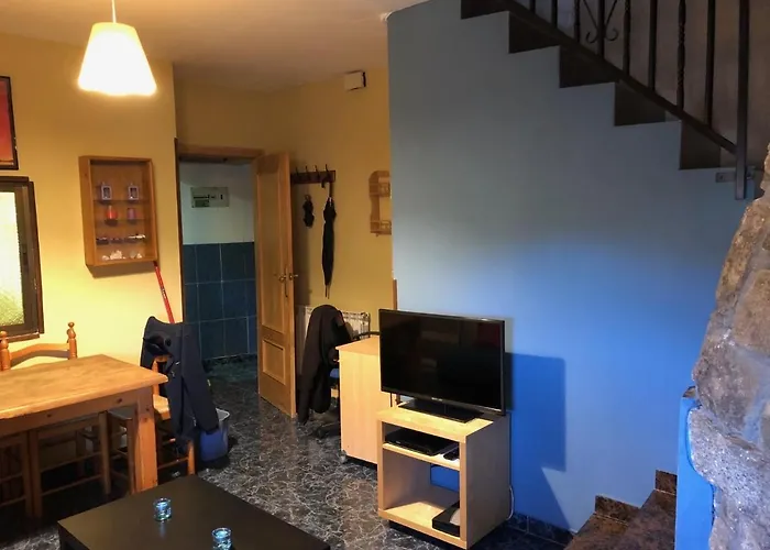 Casa de Férias Casa En El Corazón De Gredos, Amplia Y Agradable. *